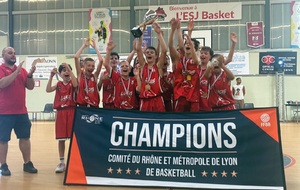 Nos U13M-1 Champions !! ⚪️🔴